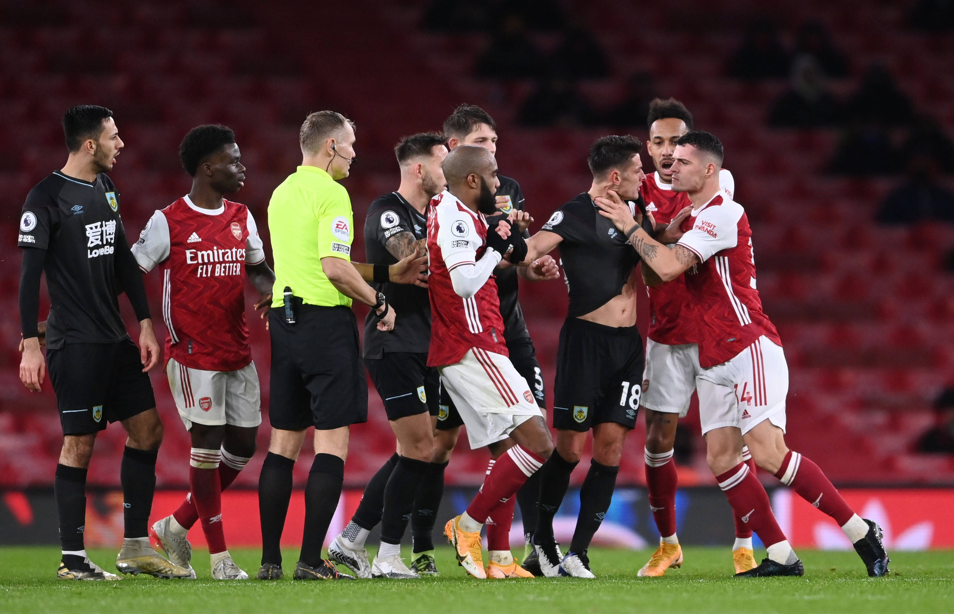 容和战术 容和战术